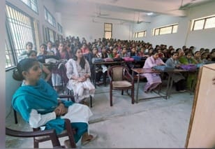 Daughters are no less than anyone in today's time: Sunita