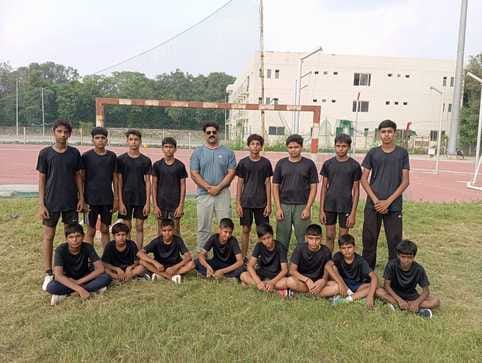 Narnaul team entered the second round