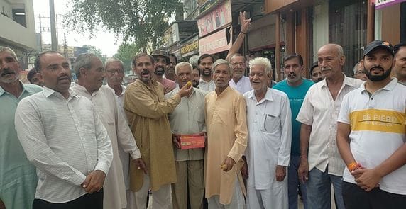 Celebrations in Kanina on Rao Narendra Singh becoming the state president of Congress