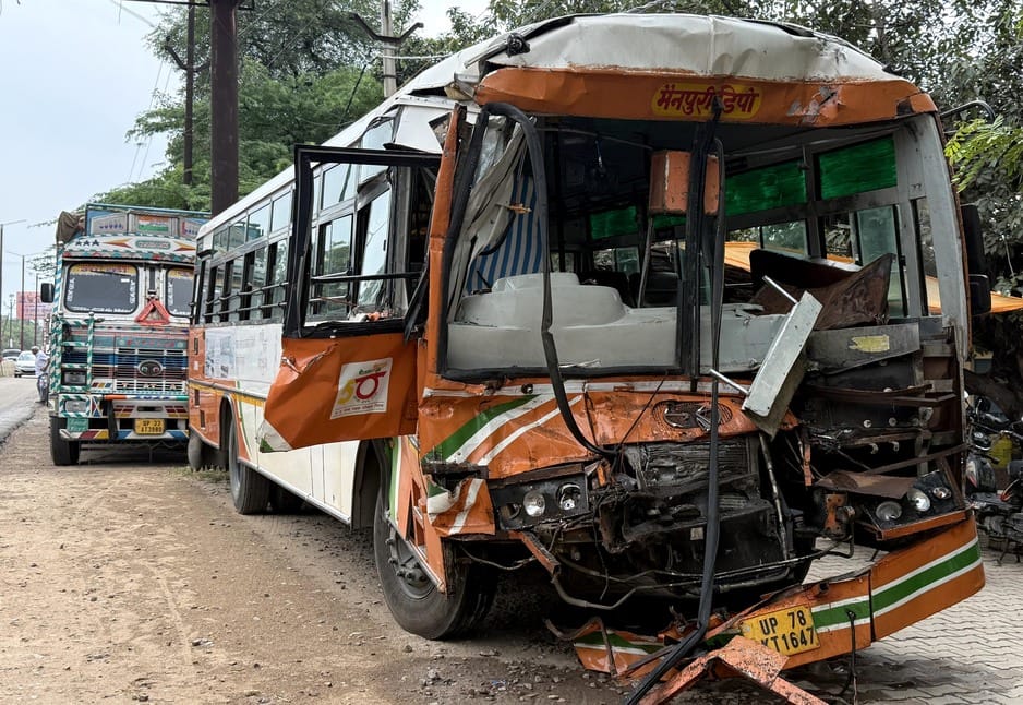 Roadways bus collides with parked truck, driver dies