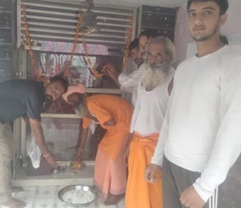 Devotees offered prayers and made wishes at Maa Kalka Devi Temple.