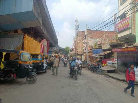 Crowds increased during the festival, people are facing problems while travelling.