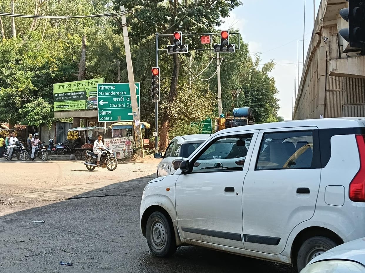traffic lights showpiece