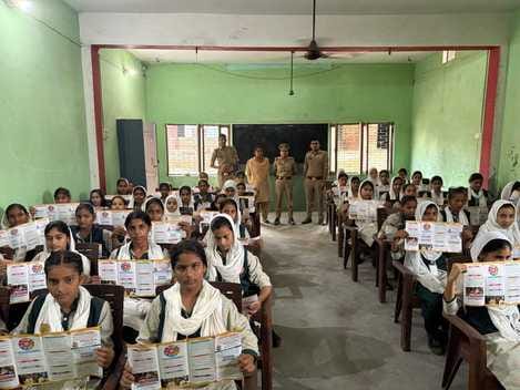 Girl students were made aware about Mission Shakti Phase-5