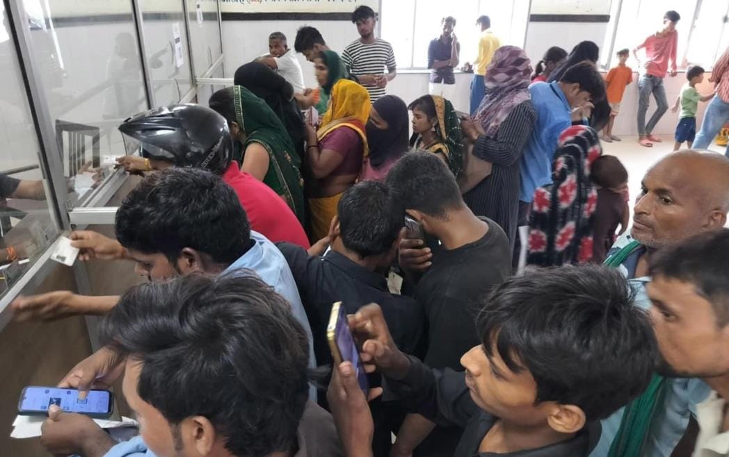 One case of malaria and two cases of dengue-like symptoms were found.