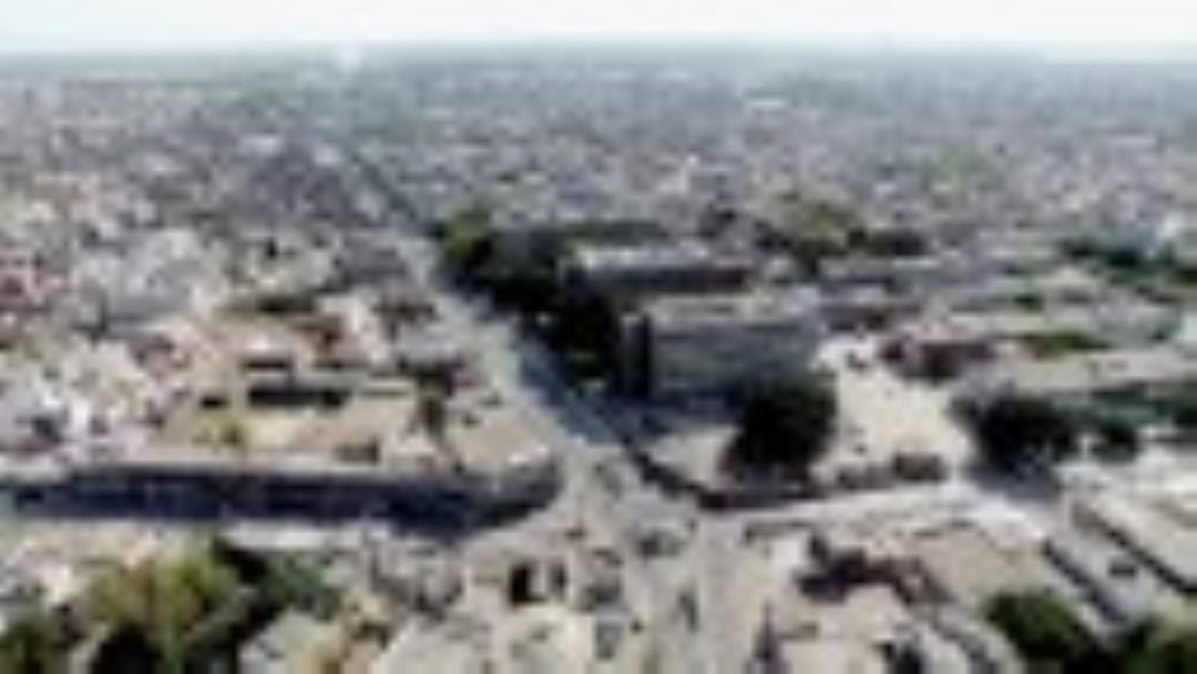 The city grew, colonies stalled... now 21 areas await authorization.