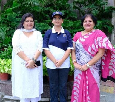 Ruchika got consolation prize in state level writing competition