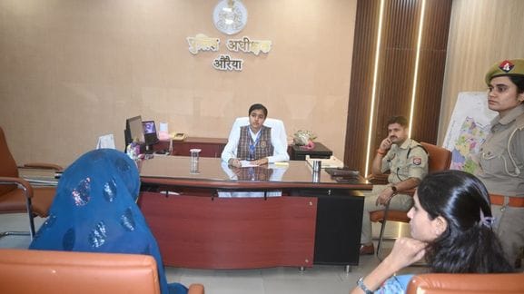 On Navami, a 12th-grade student became SP for a day and resolved complaints.