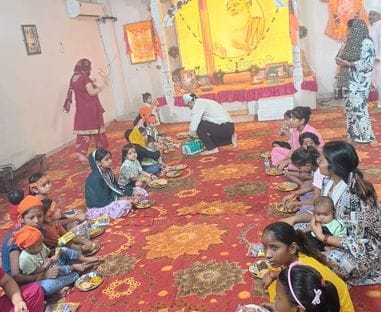 Havan and Kanya Pujan were performed on Navami.