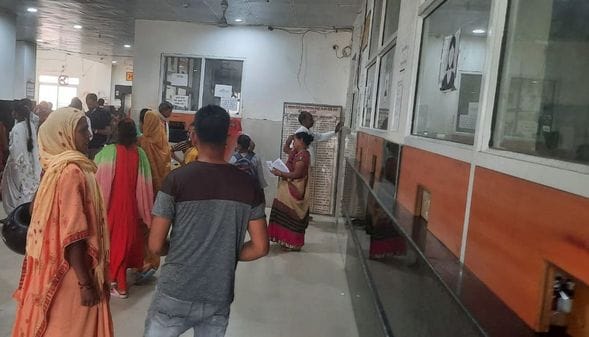 In the half day OPD, the doctor left at 12 o'clock, the pharmacy was also closed, patients wandered away