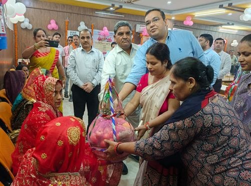 Kanya pujan took place in the Collectorate