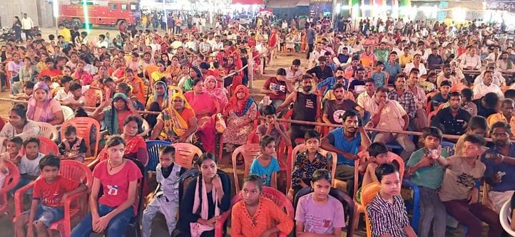 Lanka Dahan was staged at Gandhi Ground.