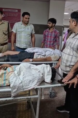 Two snatchers caught, both injured after falling from a bike