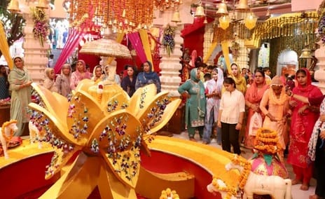 Worship of Goddess Mahagauri on the eighth day of Navratri at Bhadrakali Shaktipeeth