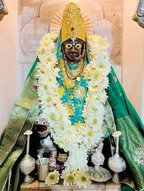 After seeing the ninth form of the Mother Goddess, one prayed for prosperity.