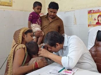 Earphones are becoming heavy on the ears, number of patients is increasing