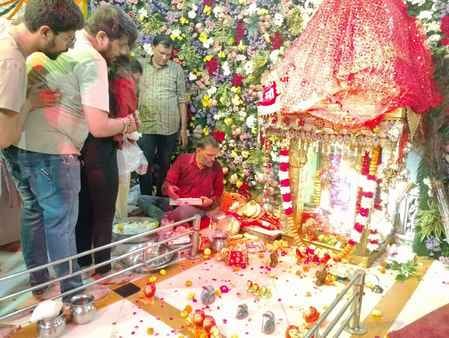 Kanjak is worshipped in homes, Mangal Aarti is performed in temples