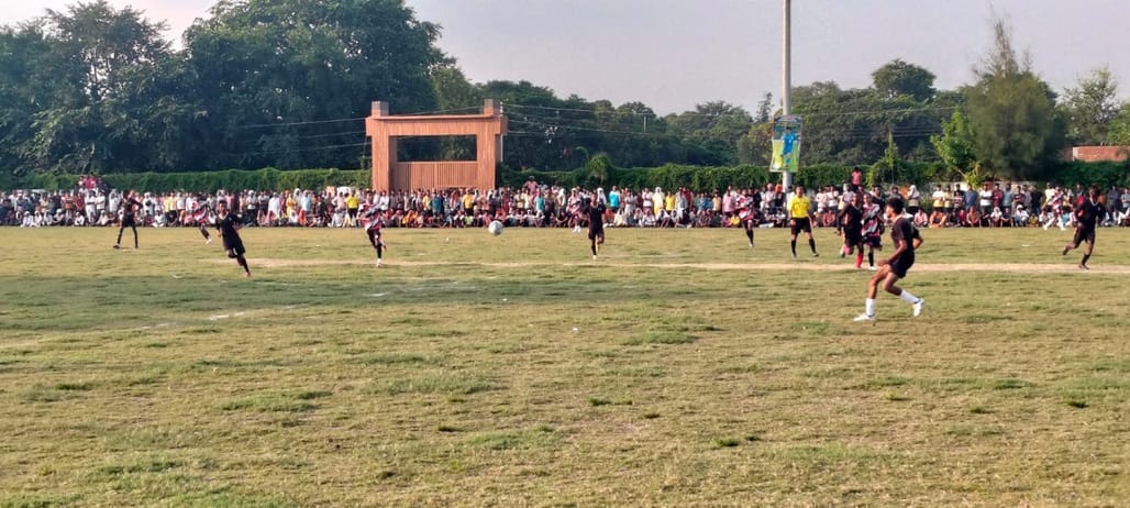 Himanshu's hat-trick helps Pakhanpura reach the semi-finals