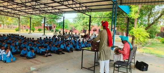 Bhajan parties are going from village to village to promote government schemes.