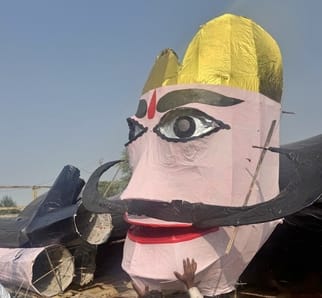 Effigies made of green firecrackers will be the center of attraction, burning with a remote control