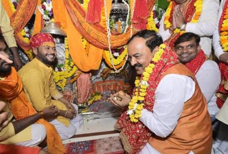 Deputy Chief Minister Keshav Maurya visited Maa Chandrika Devi