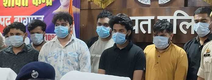 Baraut youth operating a gang of cyber fraudsters from Dubai, eight members arrested