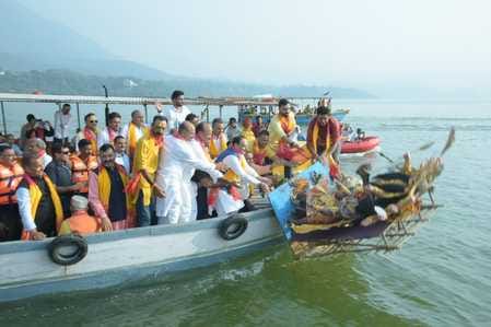 BJP National President JP Nadda participated in the immersion of Durga idol
