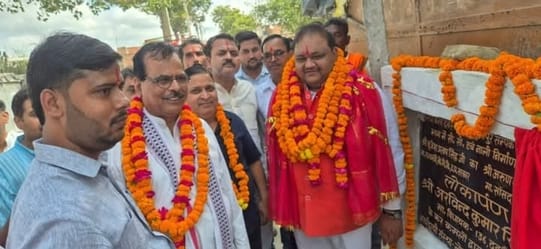 MLA inaugurated two RCC roads in Kurriyakalan.