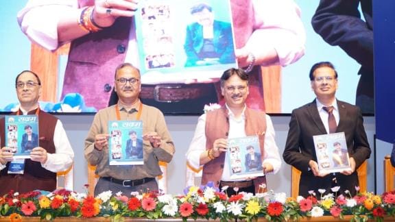 Dr. Rajeshwar honored the elderly.