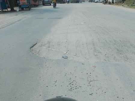 Potholes on Khadi Ashram Road cause trouble