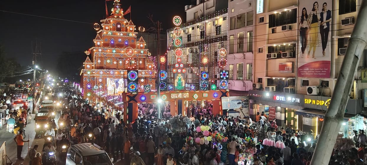 Gorakhpur News: Navratri: Bhavani, your door is beautifully decorated... Gorakshanagari is filled with tunes