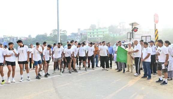 Snehlata of Morsinghi and Madan of Loharli top the 40 plus marathon.
