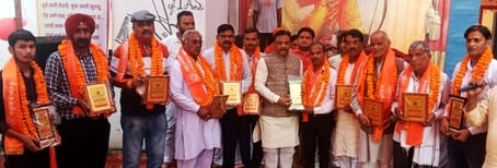 Families of freedom fighters honoured