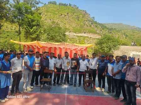Government Inter College Tyuni wins in volleyball