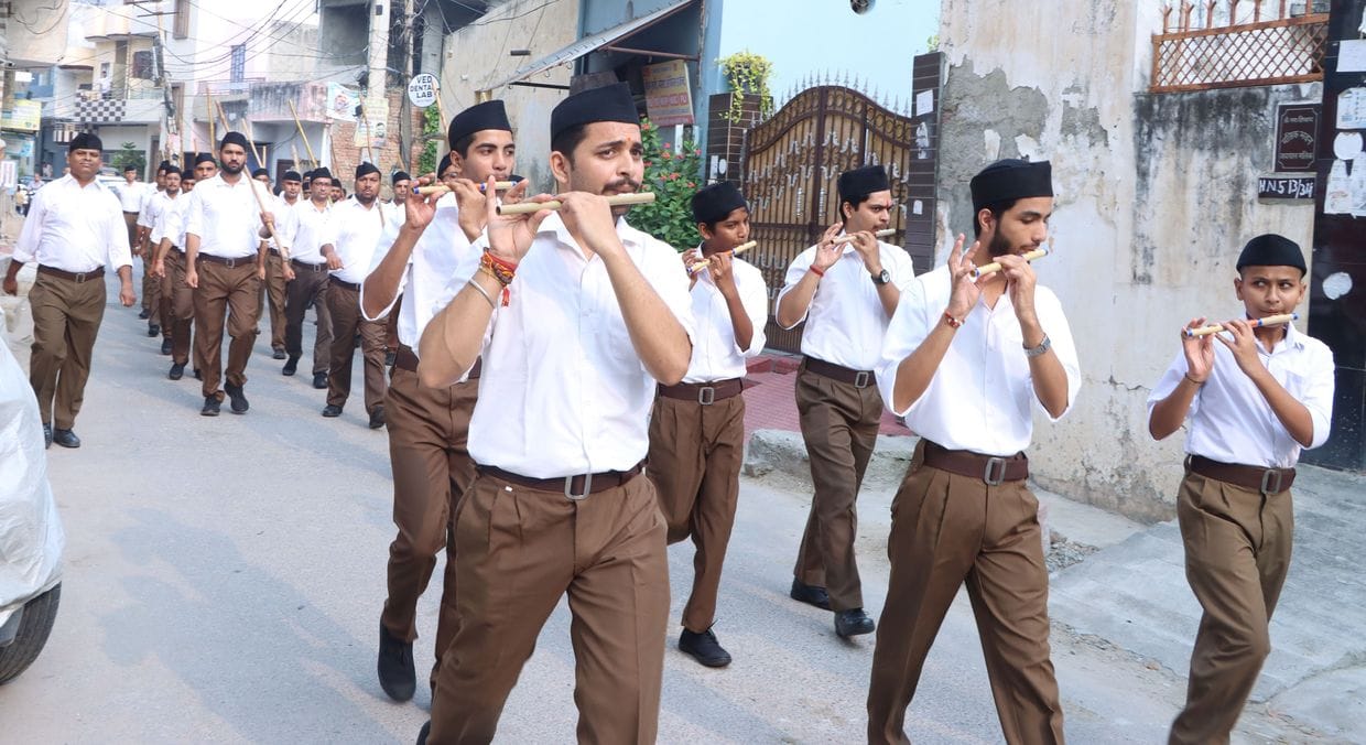 RSS workers performed a procession and worshipped weapons.