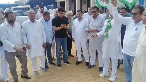 Former MLA visited Chhachhrauli Mandi