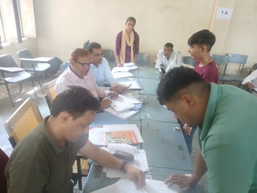 Crowds gathered in colleges for admission