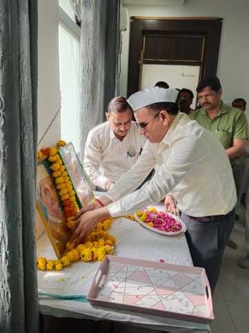 Devotees bid farewell to Maa Jagdambe with moist eyes, rain of Abir Gulal poured down