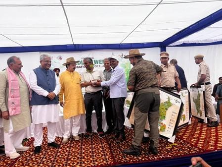 Kamal honored for Save Aravali Public Awareness Yatra