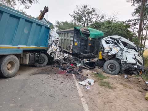 Dumper and trolley collided head-on, operator died
