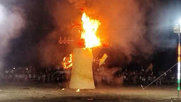 The end of evil... Ravana was engulfed in flames, to cheers.