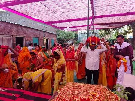 Kalash Yatra was taken out with the message of faith, devotion and peace.