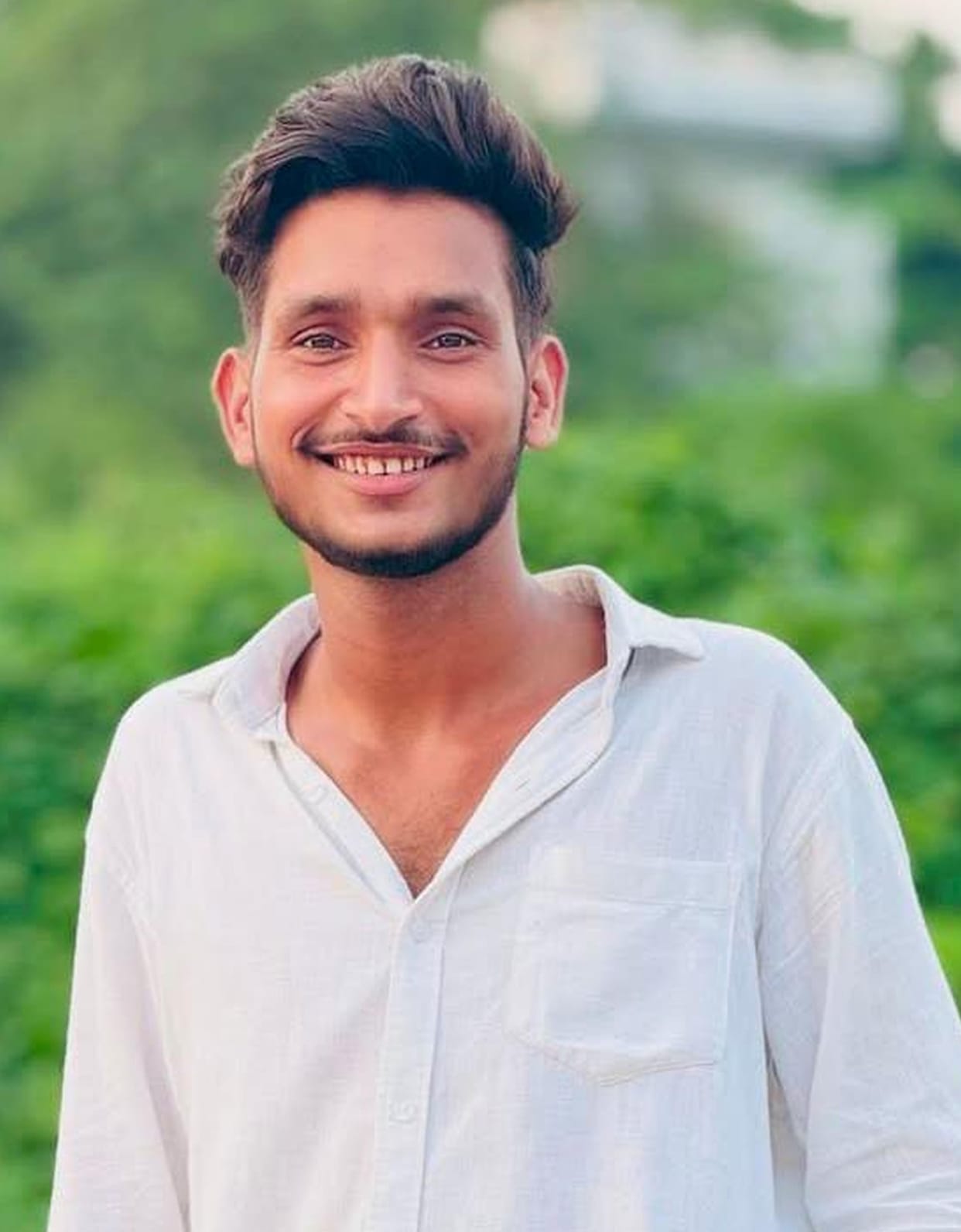 Two groups of customers clashed at a dhaba, resulting in the death of a young man.