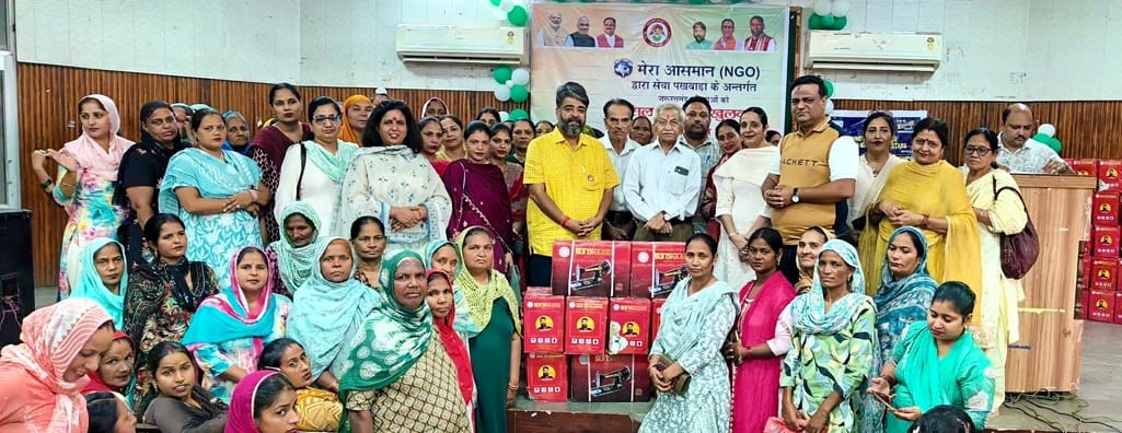 Distributed 62 sewing machines to needy women