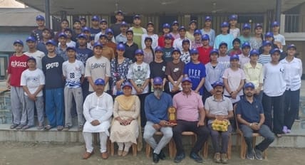 Volunteers renovated the temple premises