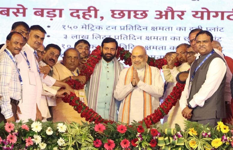 Shah's attempt to connect directly, focus on farmers and women in his address