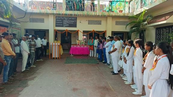 Resolved to adopt the ideas of Gandhi-Shastri
