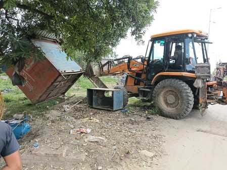 Encroachment removed in Housing Development Colony