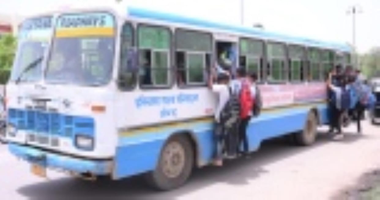 Bus passes will be made for students of government schools