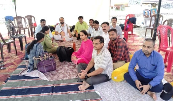 Agitating teachers sent letters to the Minister of State by post.